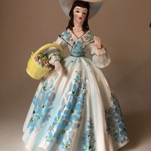 Lefton  -  Ceramic  - Southern Belle - Figurine - Vintage - 8 "